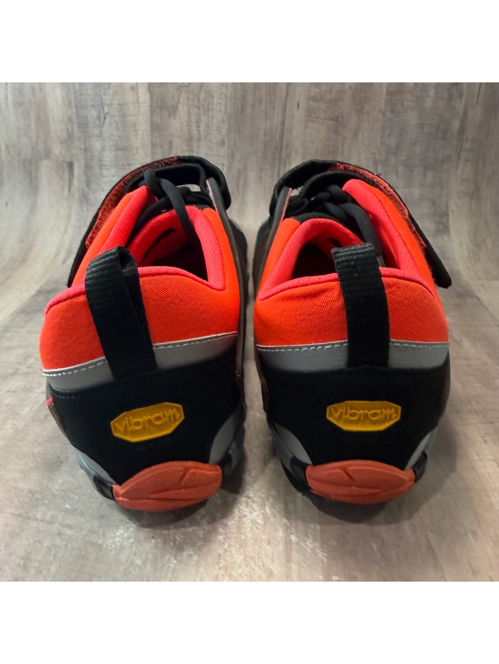 Vibram FiveFingers V-Train Women's 9-9.5 Cross Training Shoes 17W6604 - Picture 5 of 16